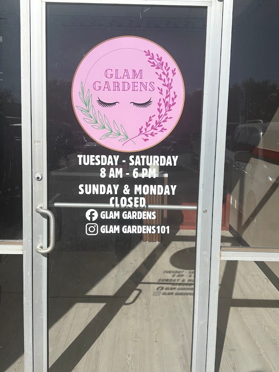 Glam Gardens, photo 3