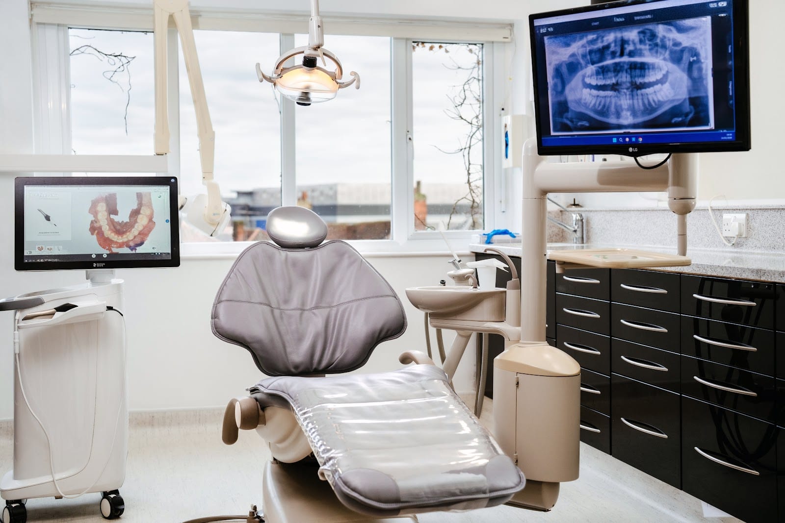 Treetops Dental Practice & Norwich Implant Centre