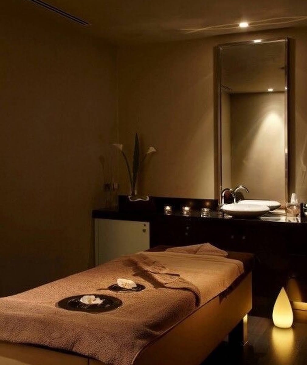 Nicole massage and spa