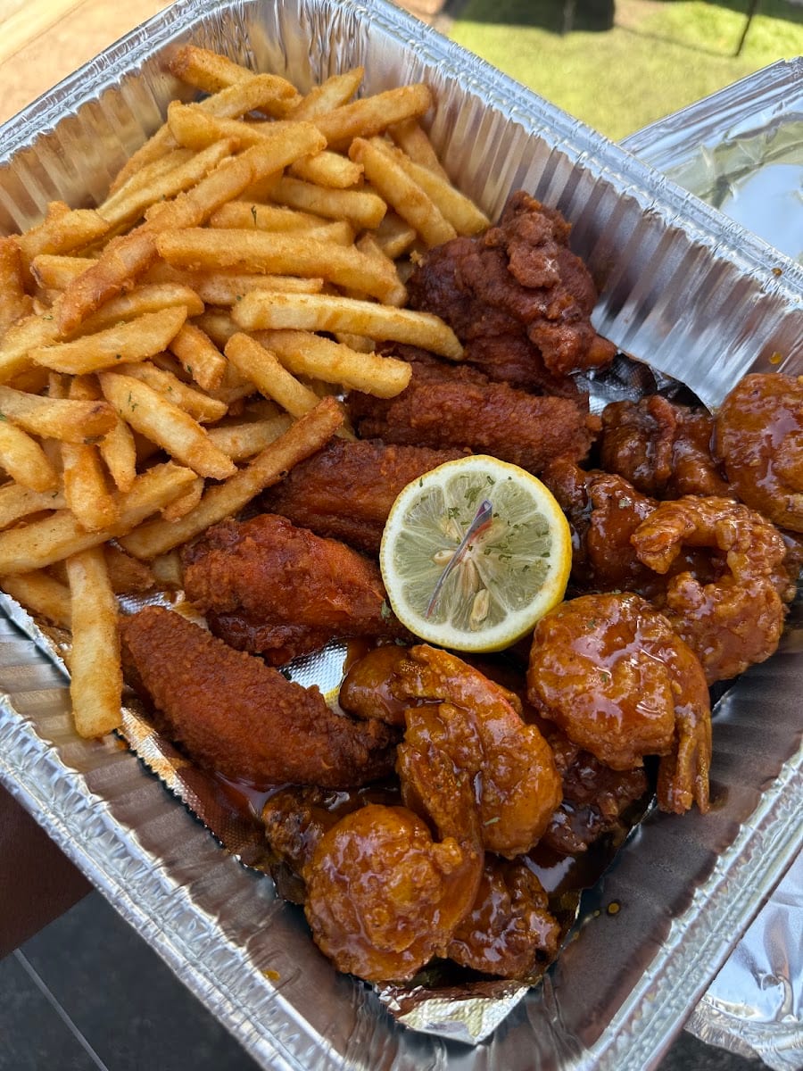 Zamar Wings, photo 4