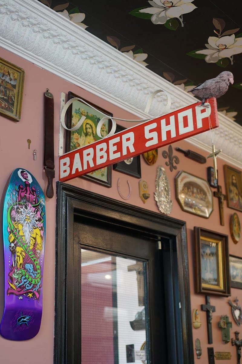 Crows Nest Barbershop, photo 4