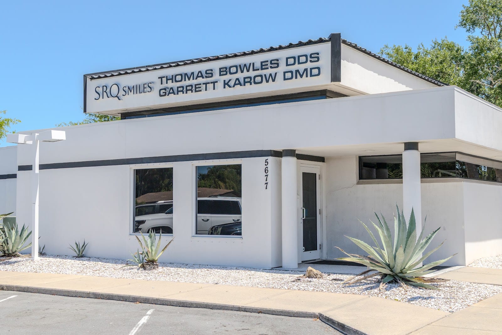 SRQ Smiles - Thomas Bowles, DDS & Garrett Karow, DMD
