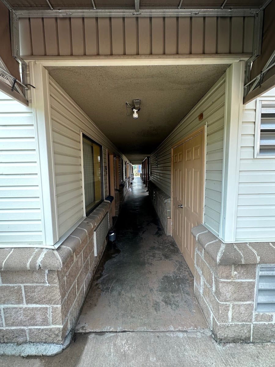 Budget Inn, photo 2