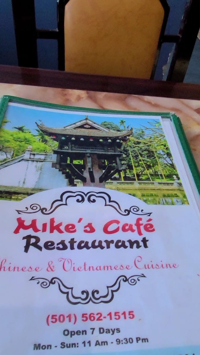 Mike's Café, photo 2
