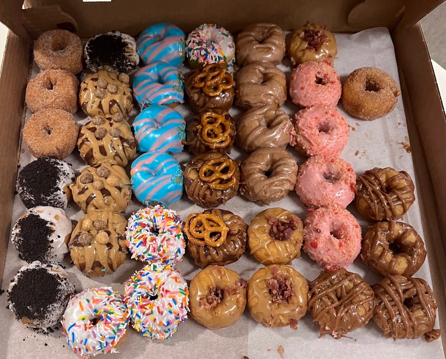 The Dapper Doughnut Cafe