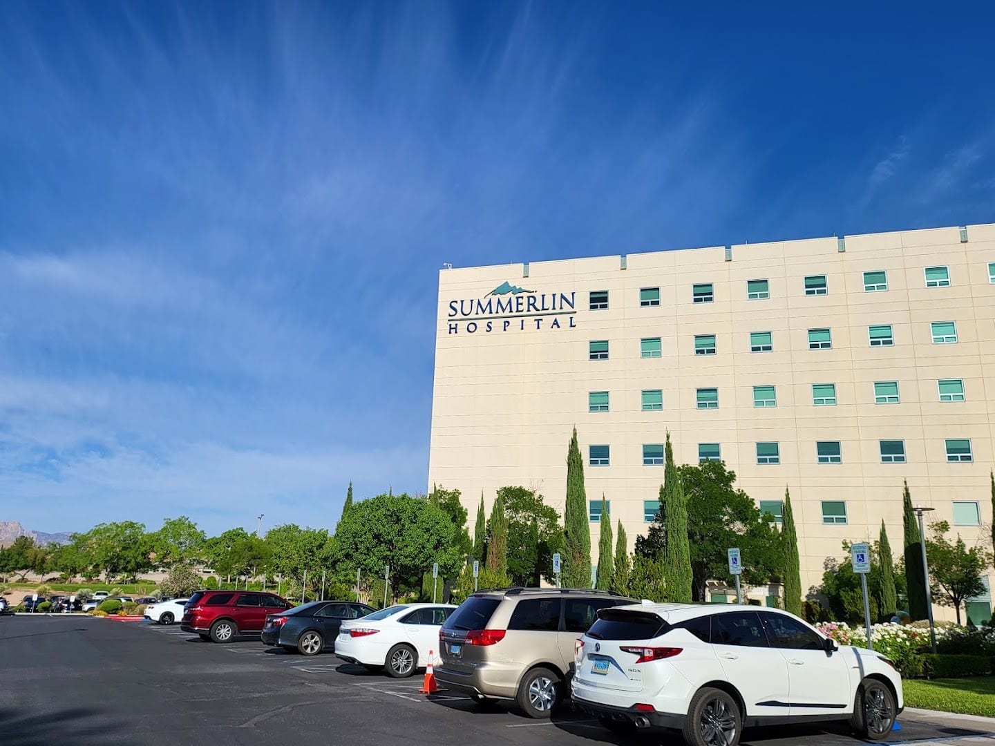 Summerlin Hospital Medical Center, photo 2