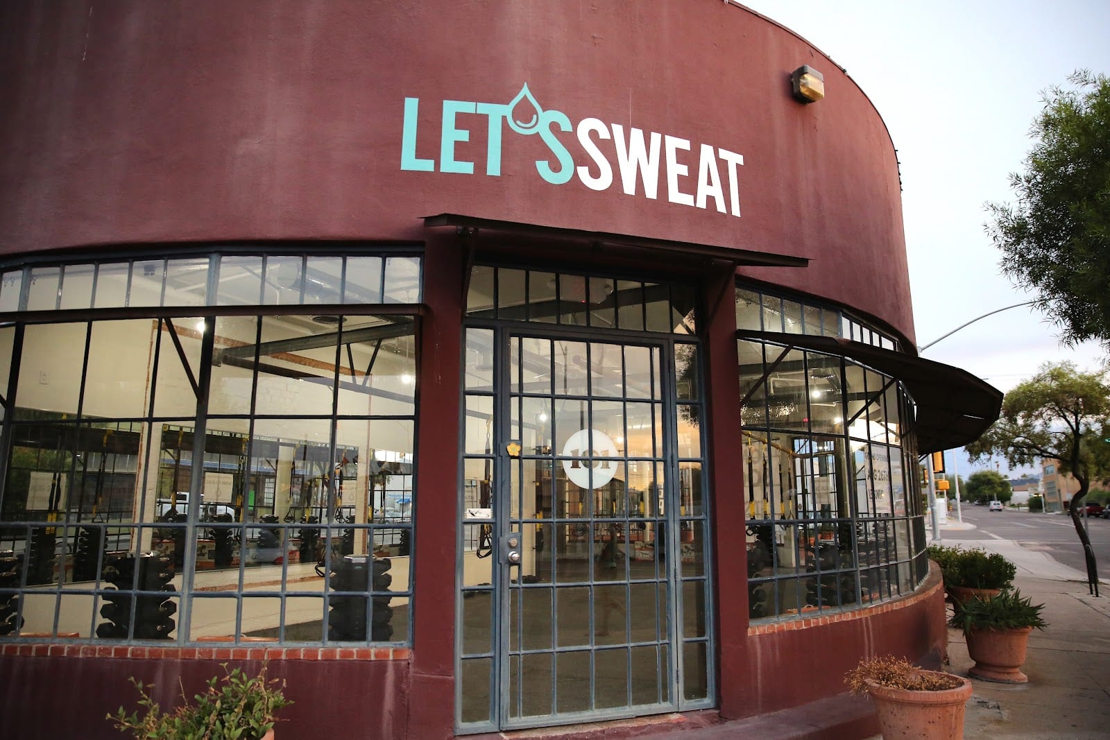 FRIDAY | MAT PILATES, STRENGTH & SPIN | DOWNTOWN, photo 2