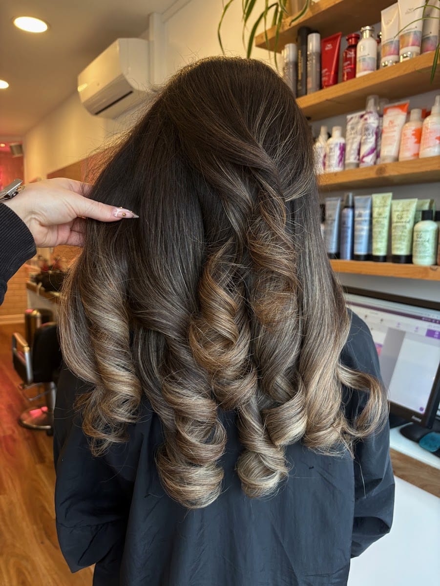 OPEN Hairdressing