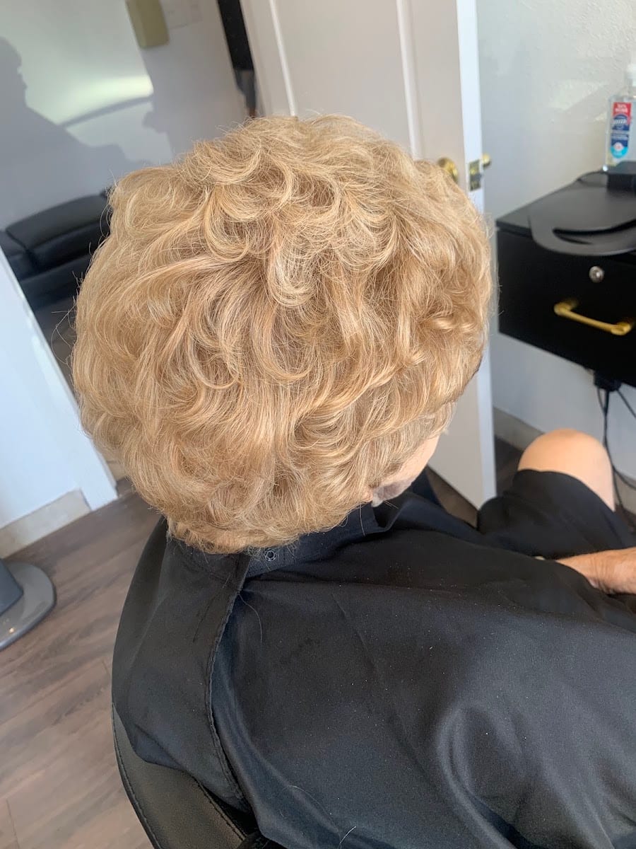 MARIA GARCIA HAIR SALON, photo 3