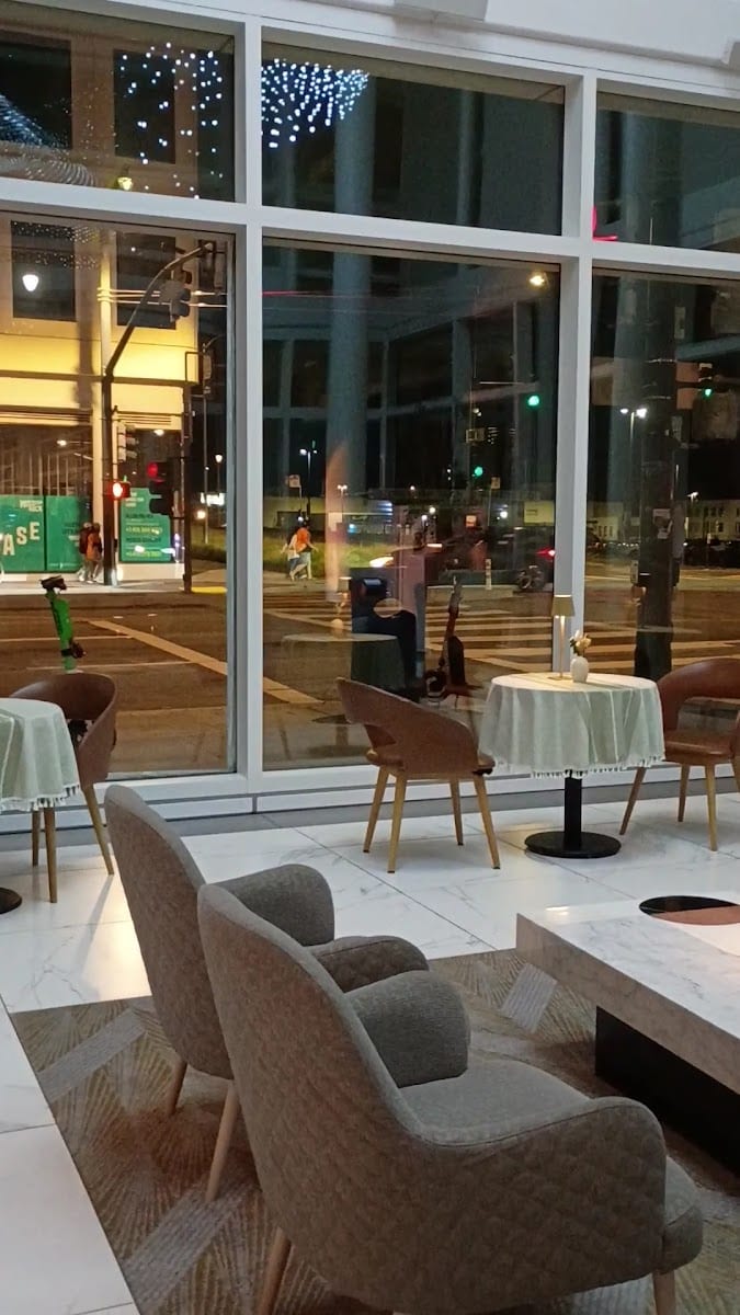 Trevino Wine Bar