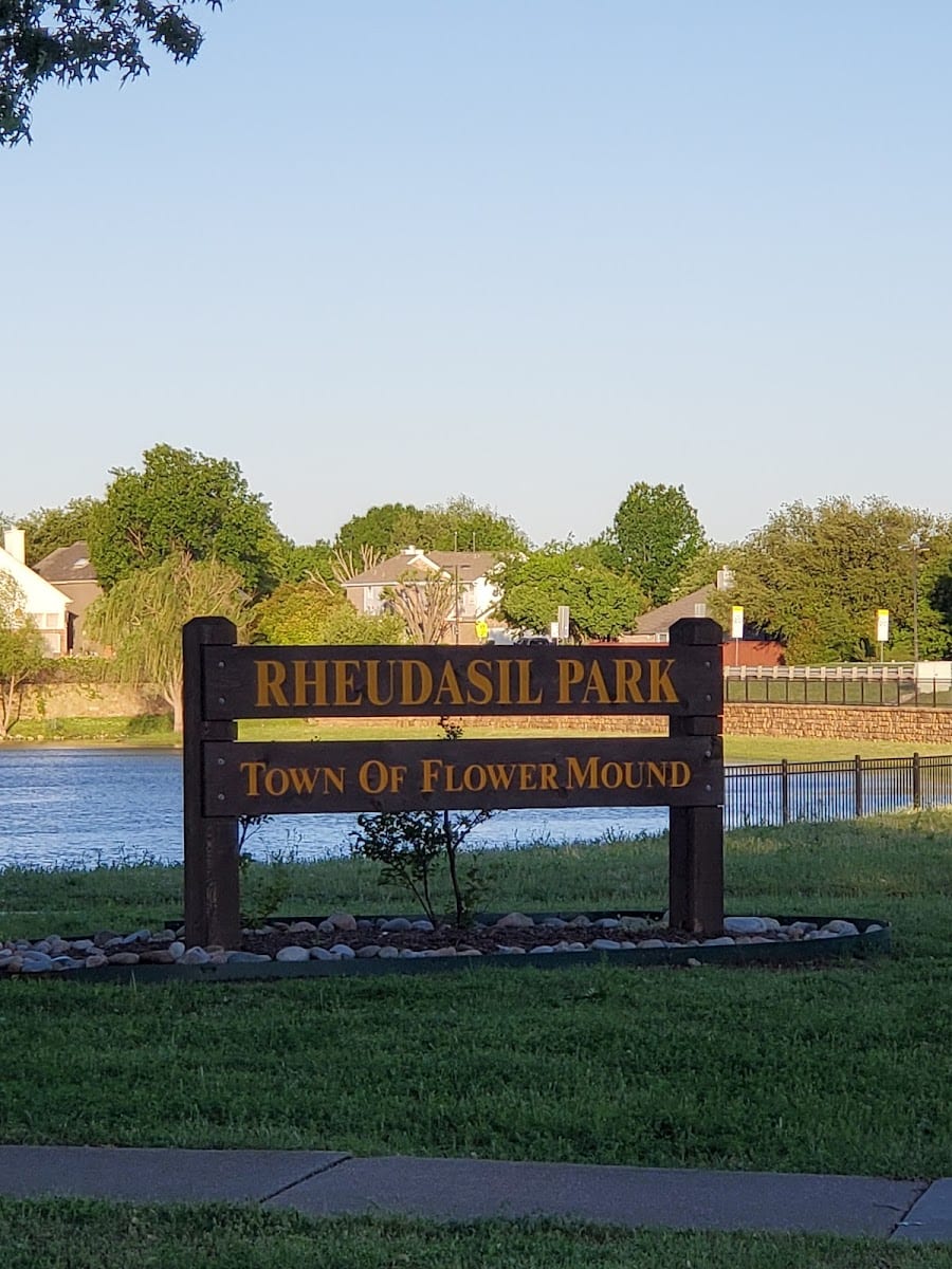 Rheudasil Park