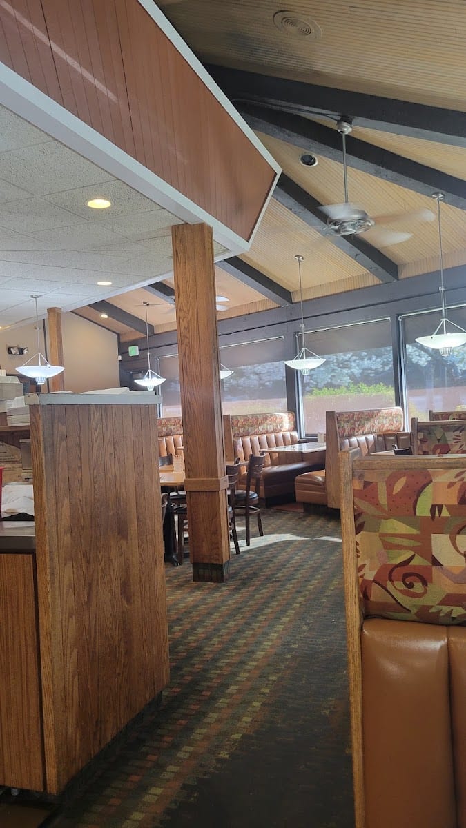 Shari's Cafe and Pies, photo 4