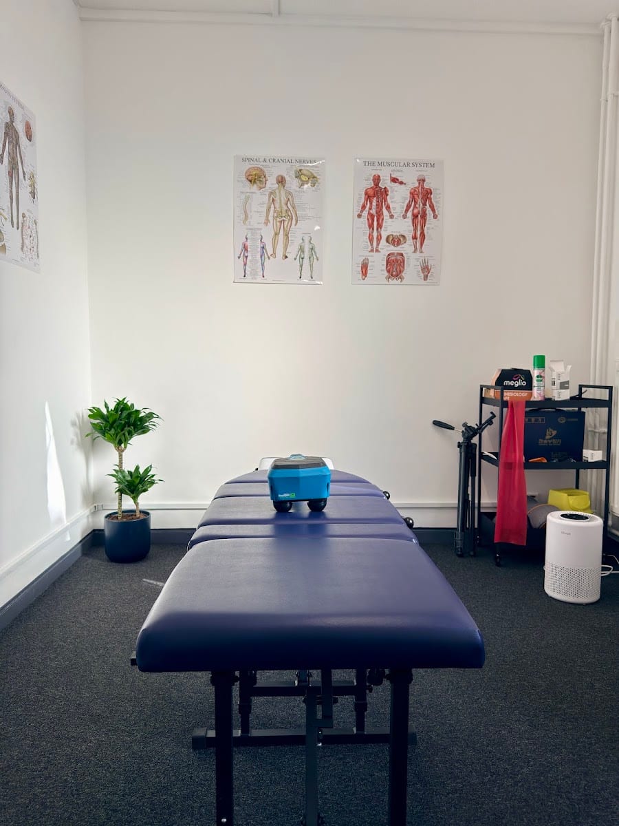Axen Clinics St Albans - Chiropractic
