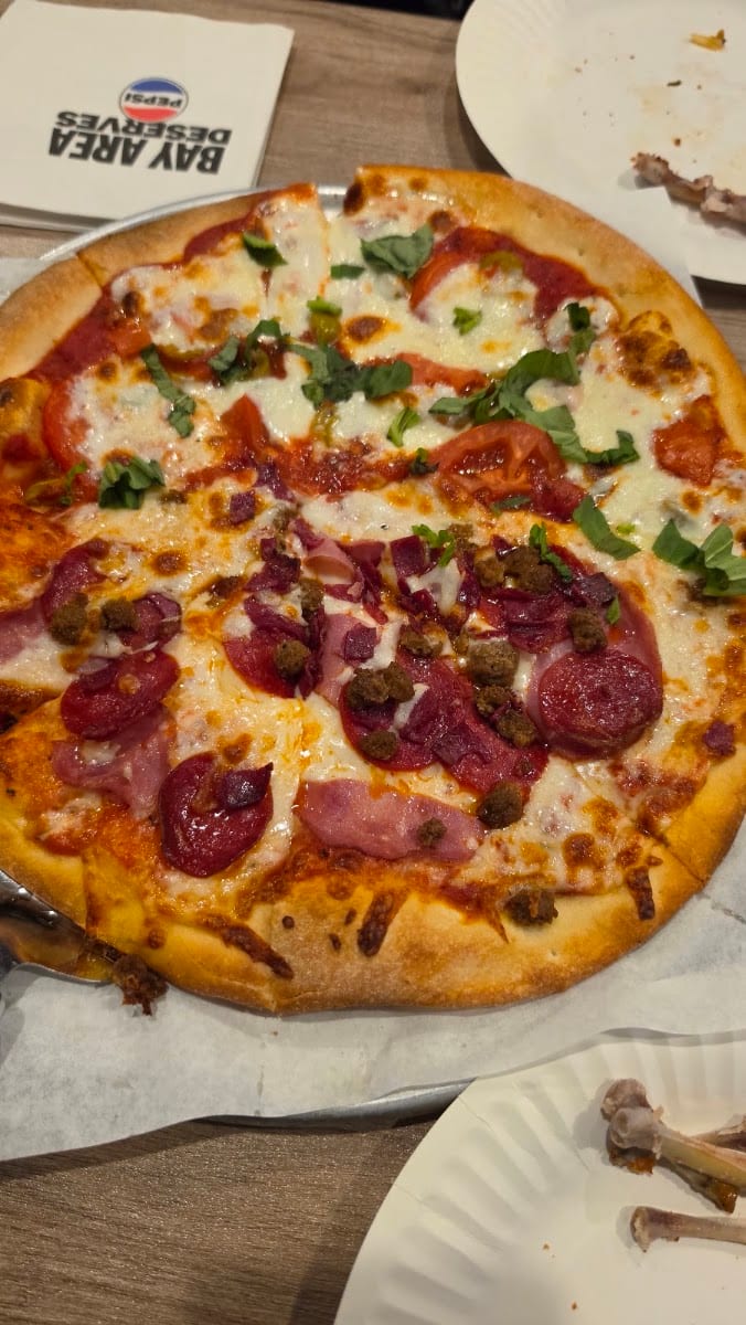 Goodfellas Pizzeria & Grill (Halal), photo 3
