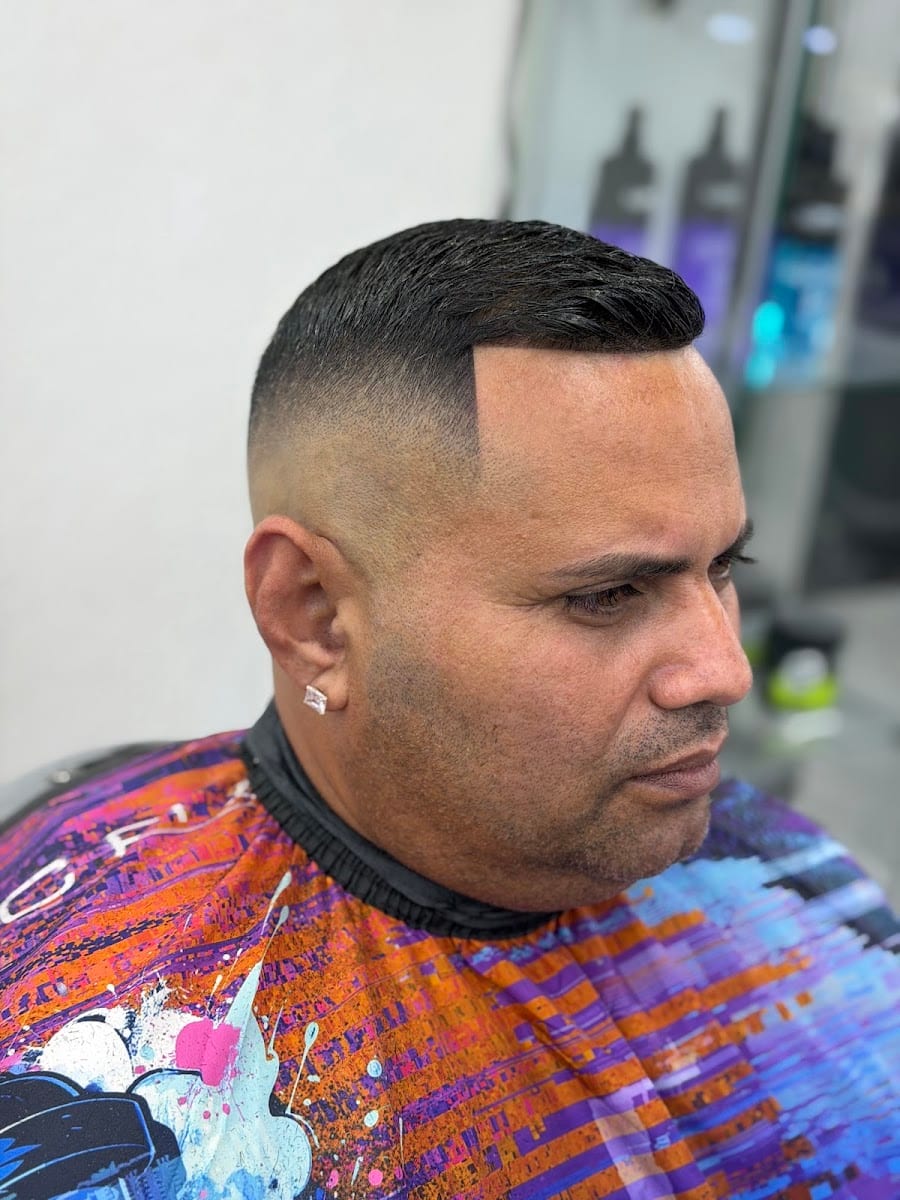 Charly Barber Shop