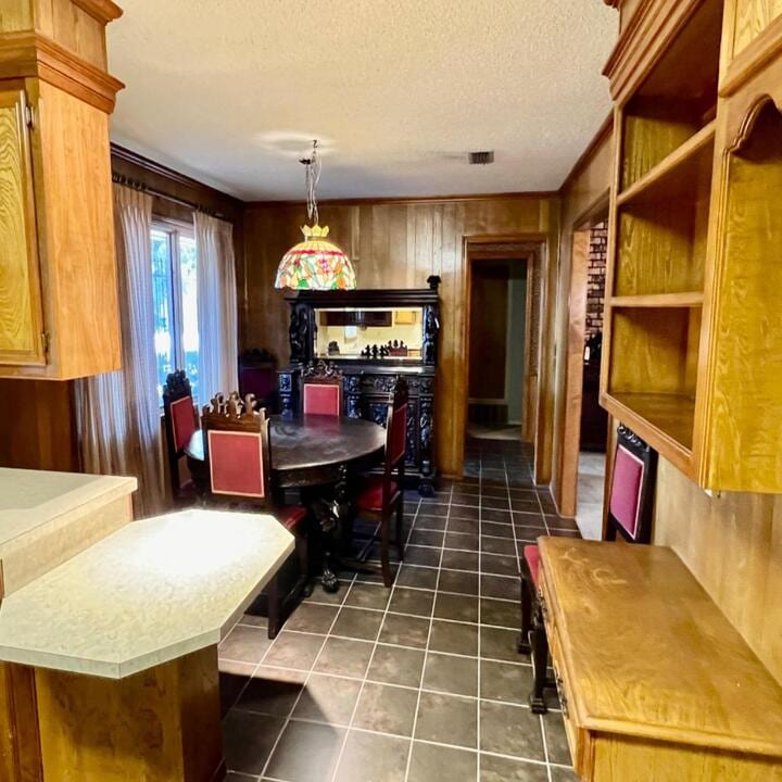 Liz Karr - Real Estate Agent- Aycock Realty