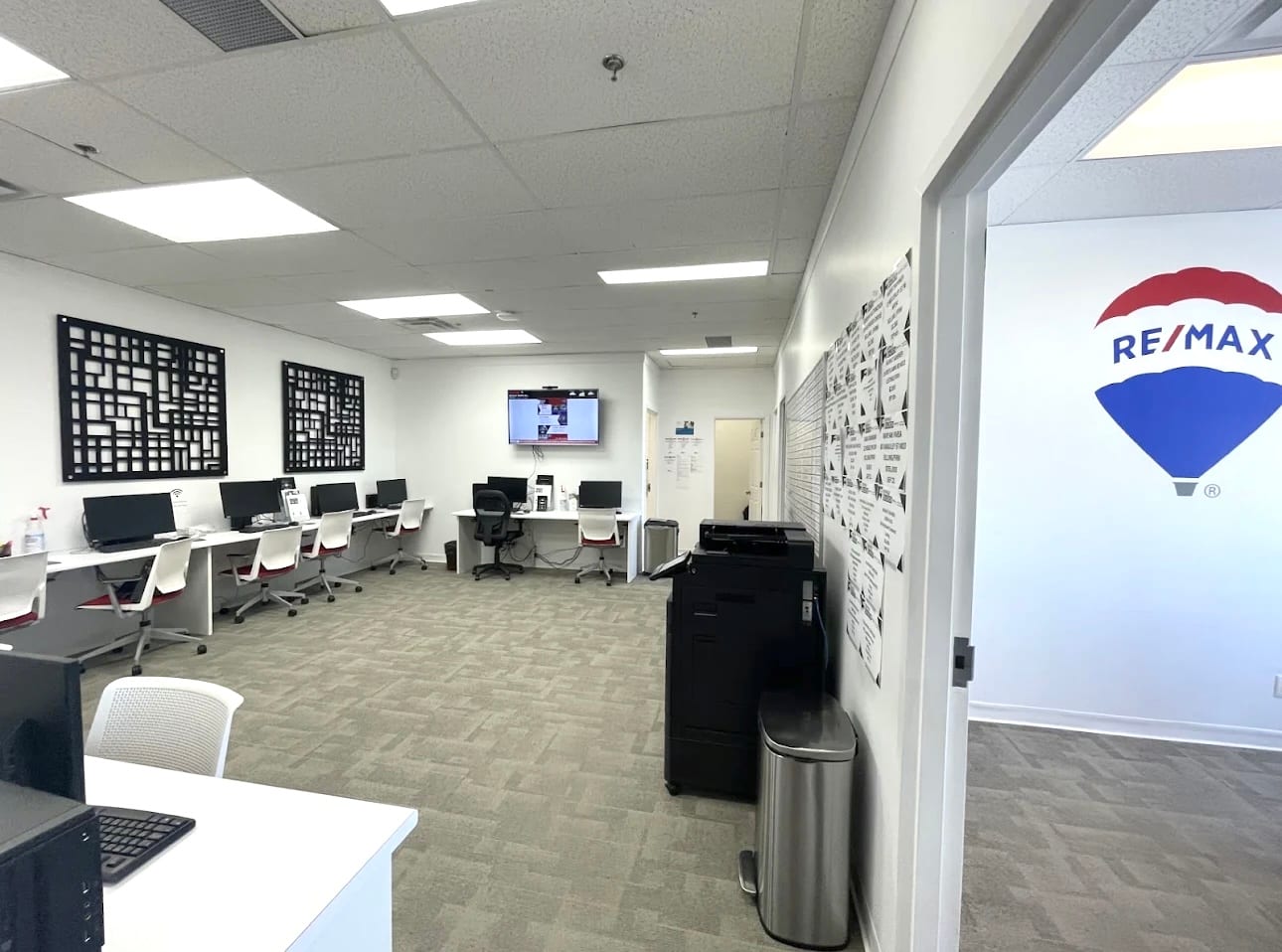 Phoebe Wang | RE/MAX Realtron, photo 2