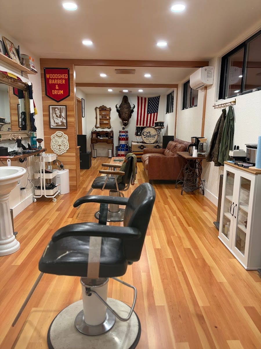 Woodshed Barber & Drum, photo 3