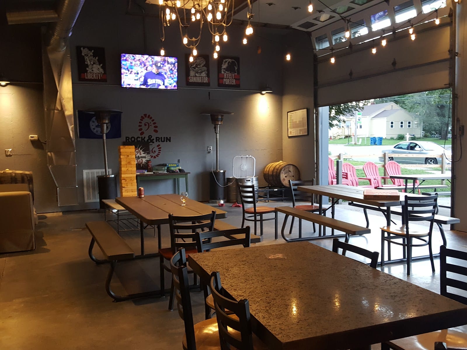 Rock & Run Tap Room