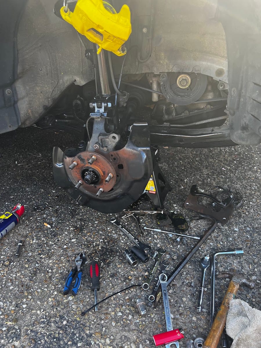 Brakes and Breaks, photo 3