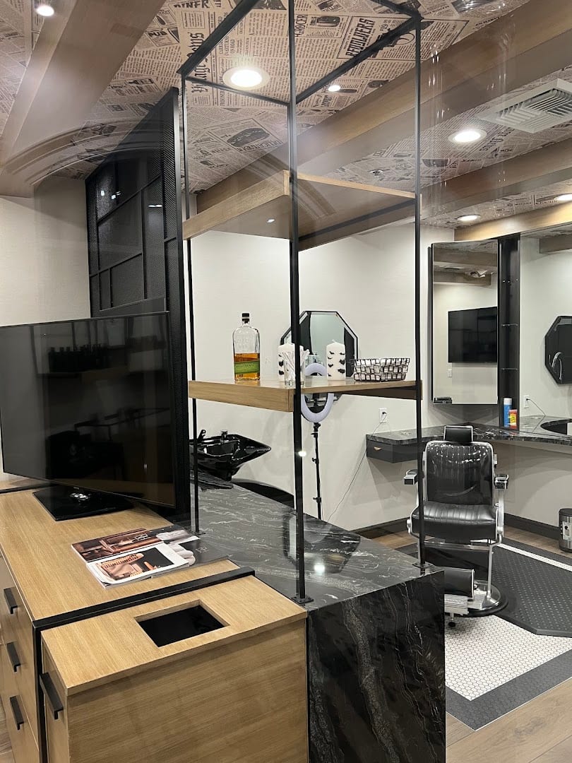 High Roller Barber Shop, photo 3
