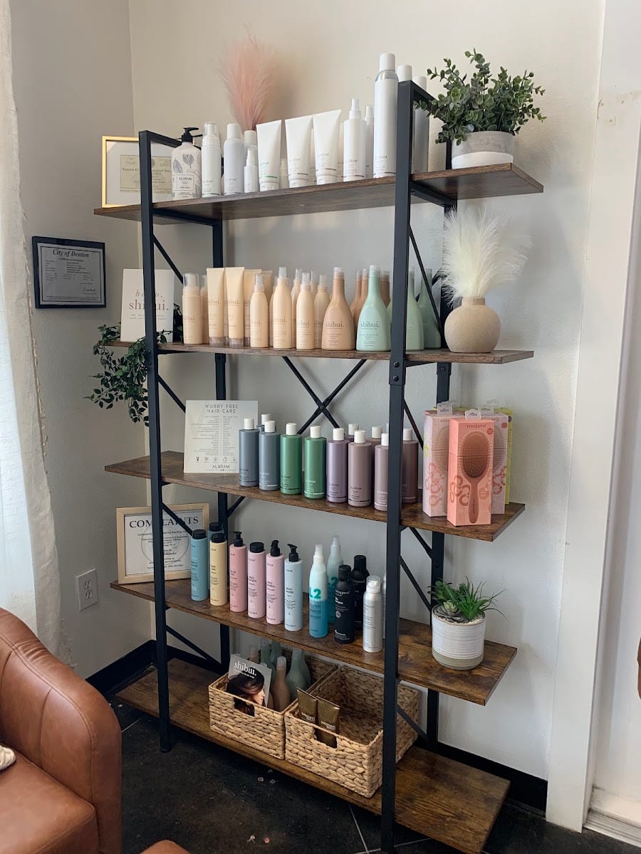 Sarah Elizabeth Hair Studio, photo 4