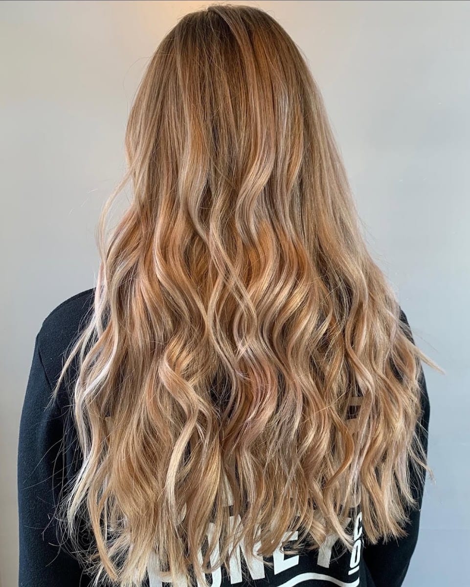 Carissa Dolman at Flora+Noir Salon