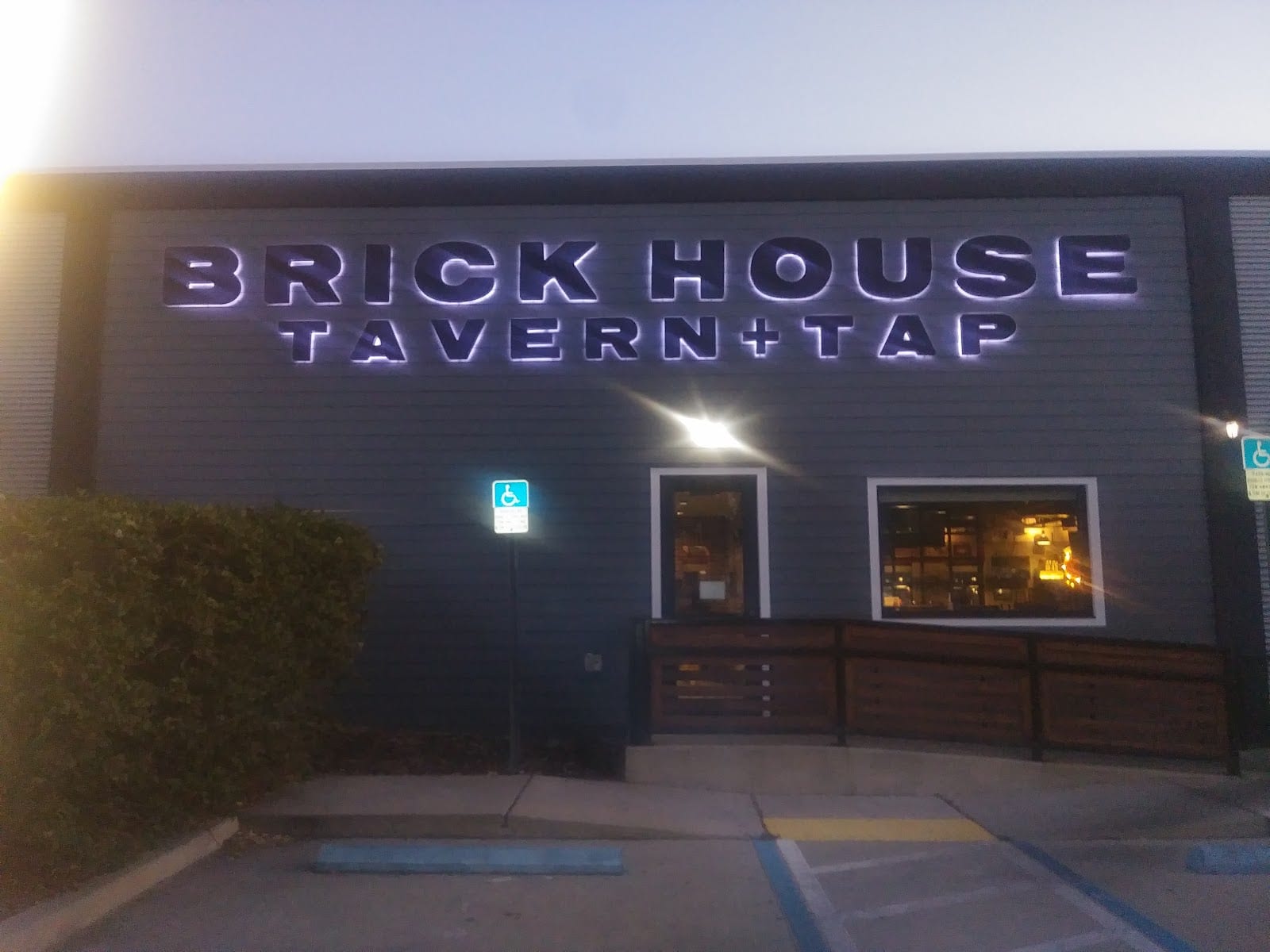 Brick House Tavern + Tap, photo 2