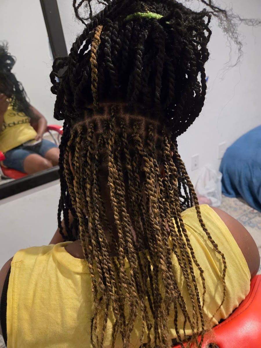 LadyBee Hair & Braids, photo 3