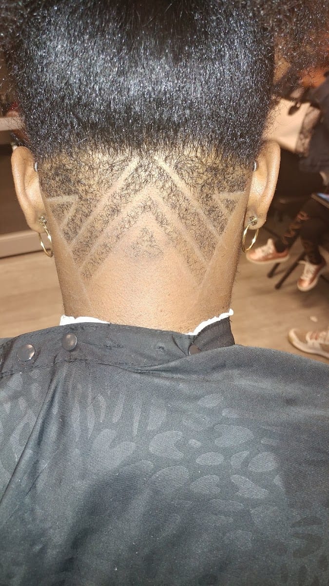 Clippers & Shears@ Above the Rest Barbershop and Beauty Salon, photo 2