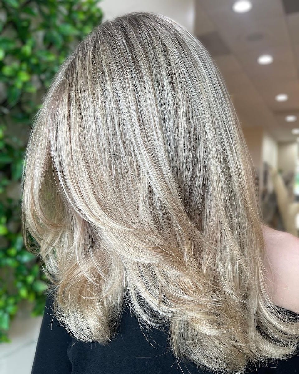 Lighten Up Salon & Spa