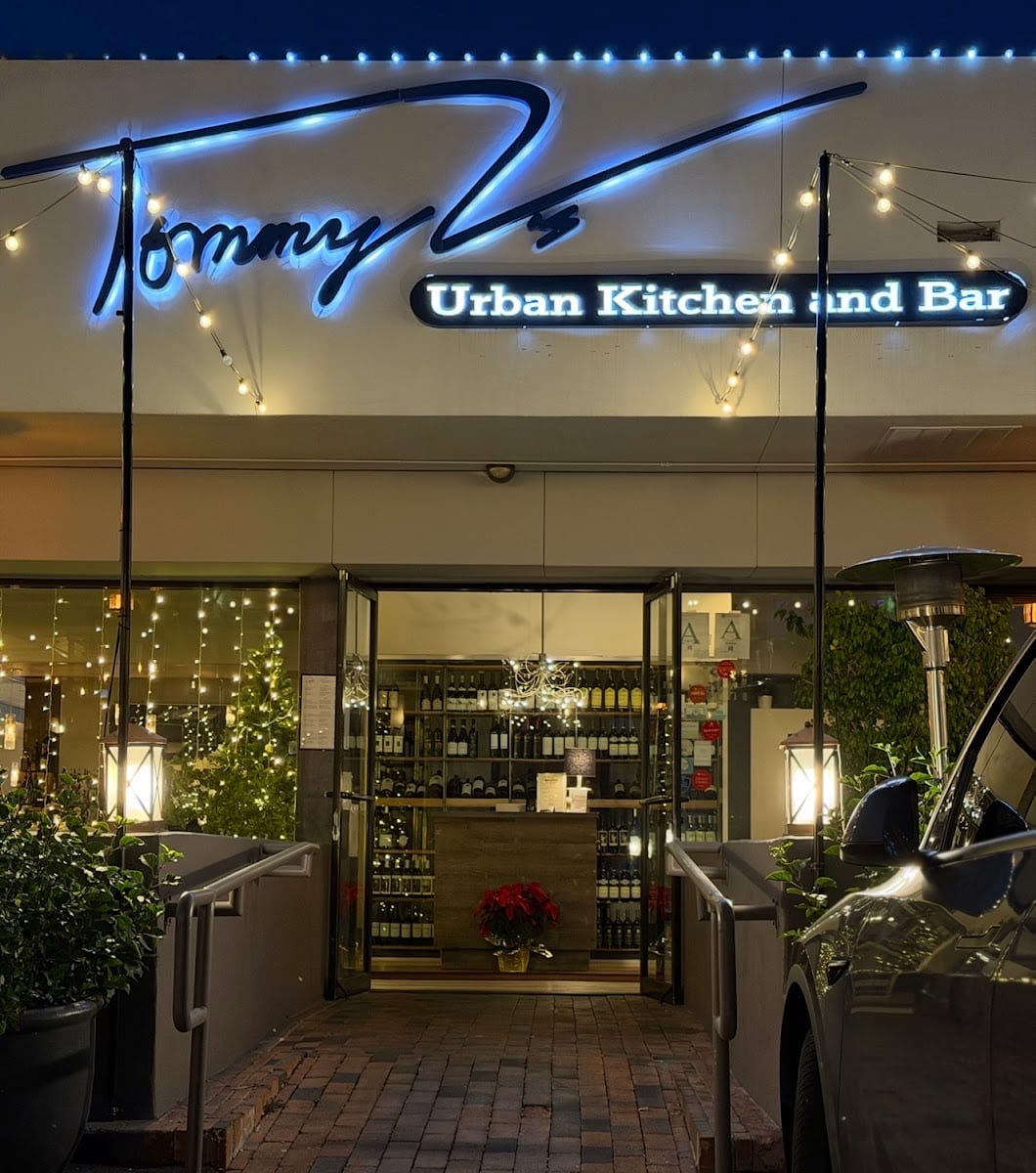 Tommy V's Urban Kitchen & Bar Scottsdale, photo 2