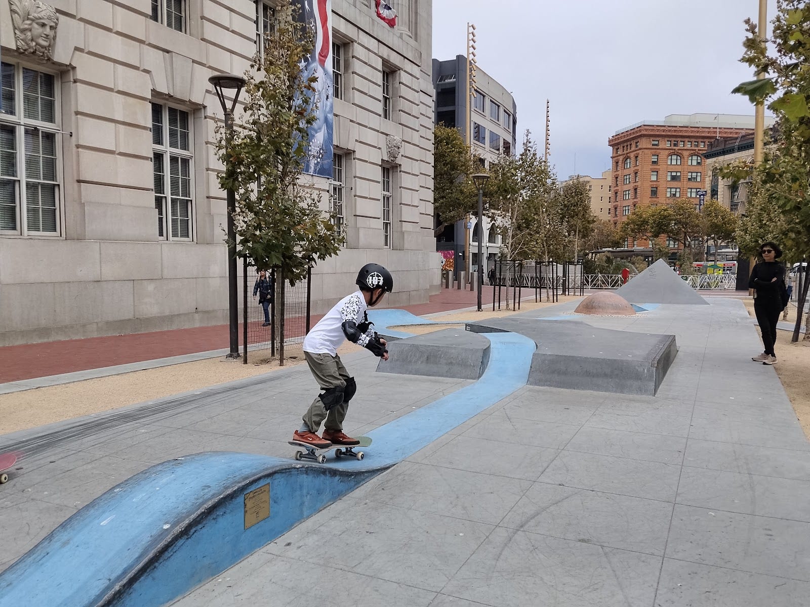 UN Skate Plaza, photo 3
