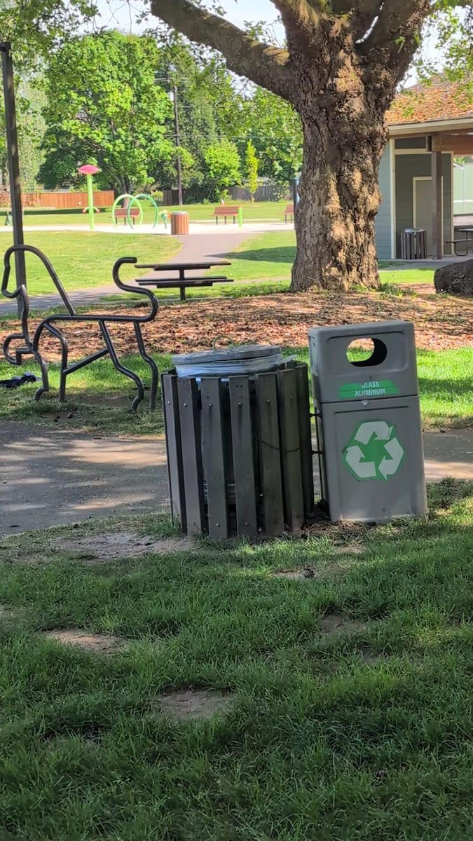 Lions Park, photo 2