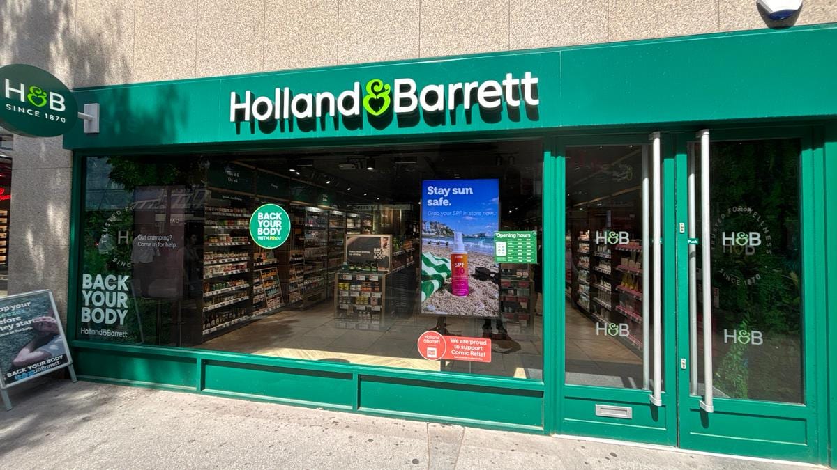 Holland & Barrett - Cheapside, photo 2