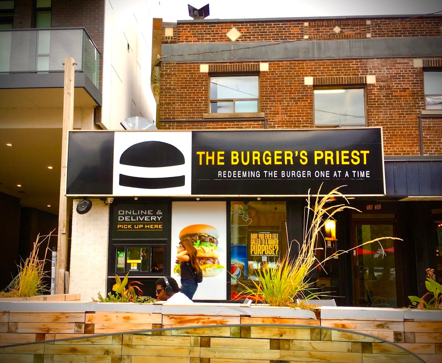 The Burger's Priest, photo 2