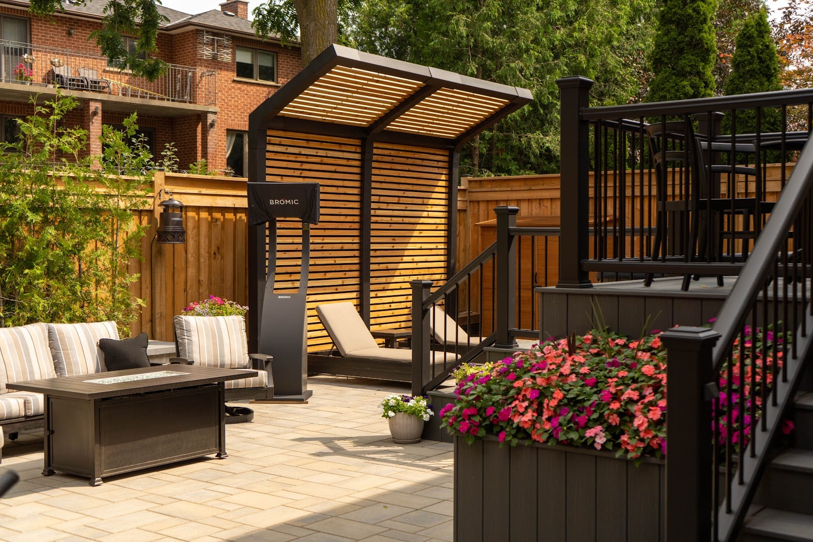 Green Side Up Contracting -Trex Decking, Interlocking & Landscape Construction, photo 2