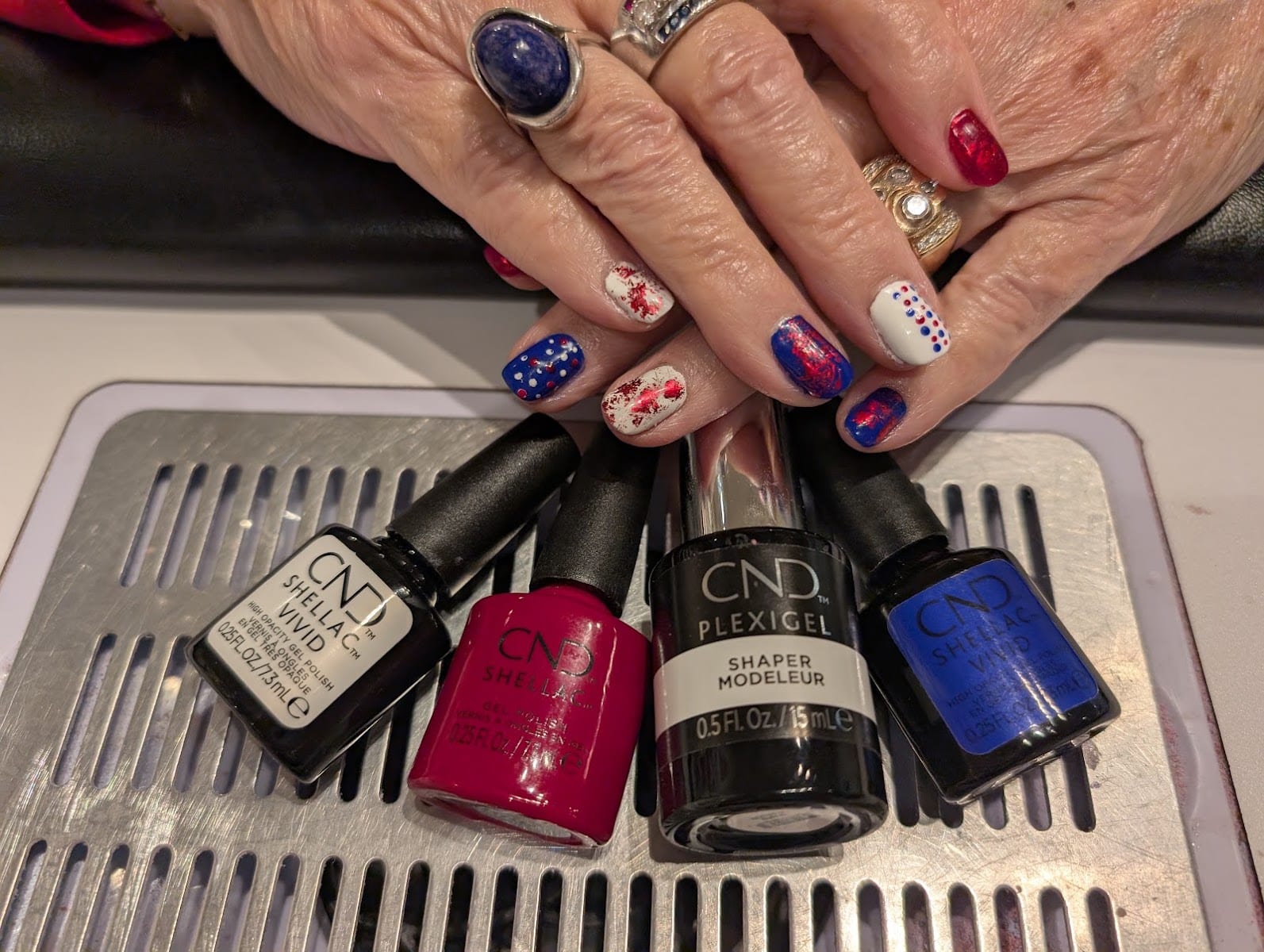 Nail Salon By Ryan Garner Inside Tangles Salon & Spa, photo 2