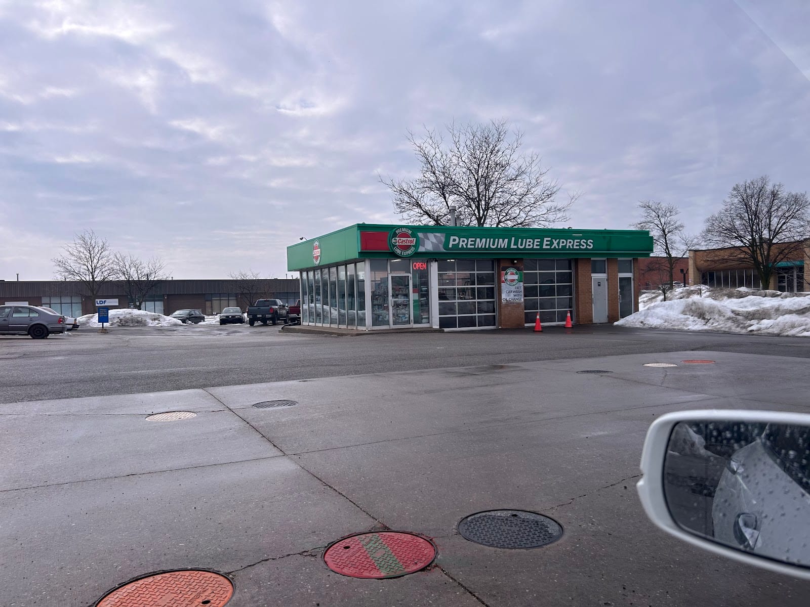 Castrol Express Oil Change