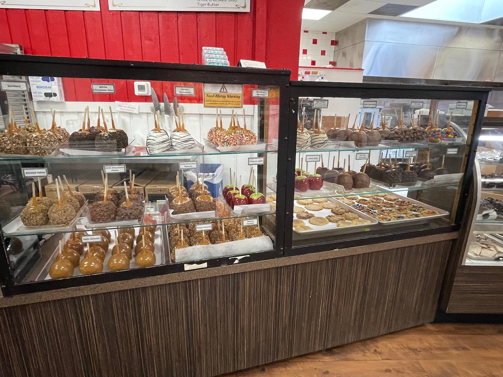 Laura's Fine Candies, photo 4