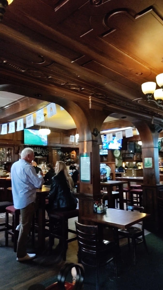 O'Malley's On Main, photo 3