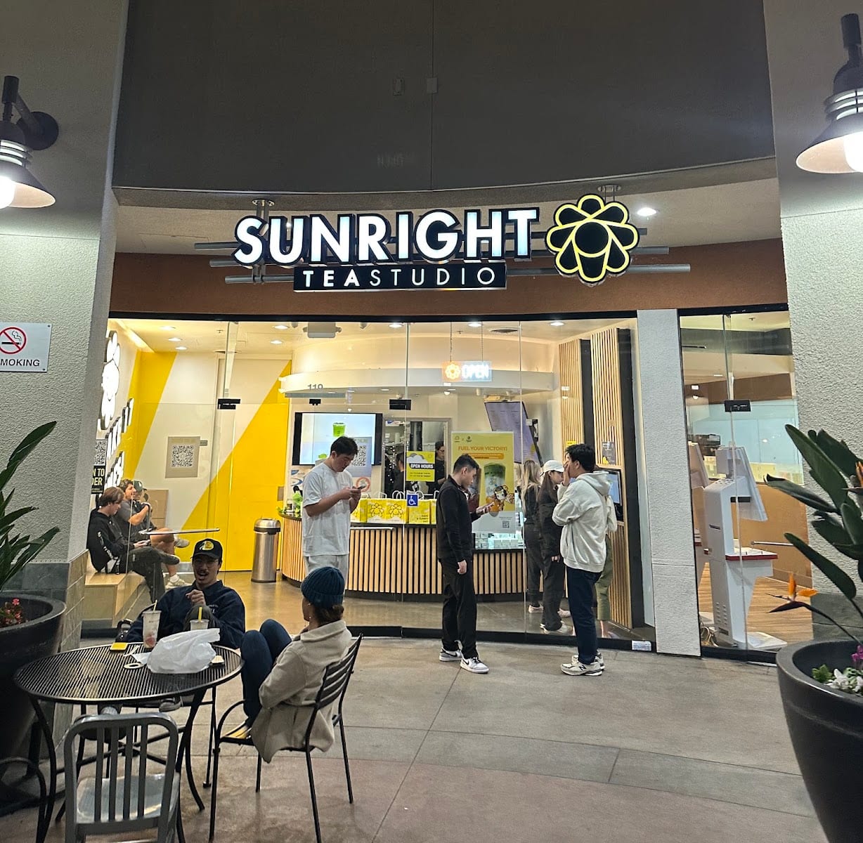 Sunright Tea Studio - Irvine Diamond Jamboree Center, photo 2