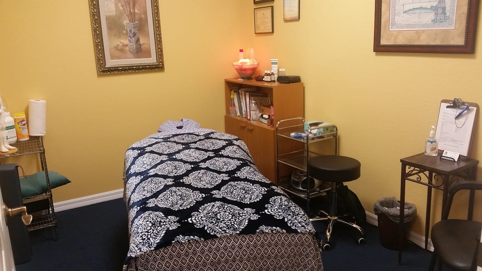 A Touch Of Amber, Therapeutic & Relaxation Massage MM36224