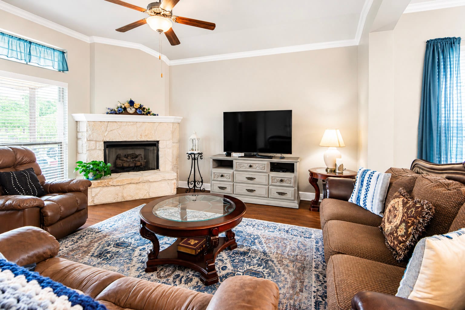 Mandy Wood, REALTOR