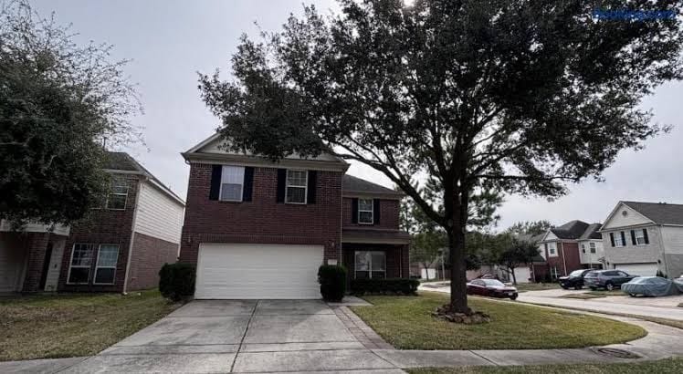 Luxury 4BR Villa w /Gym, Golf Simulator Office Near Exxon HQ Old Town Spring, photo 2