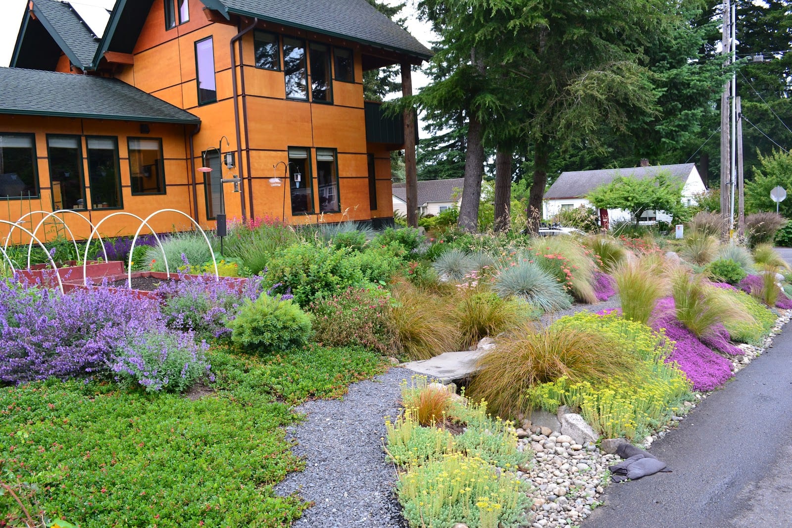 Linda Andrews Landscape and Design, photo 4