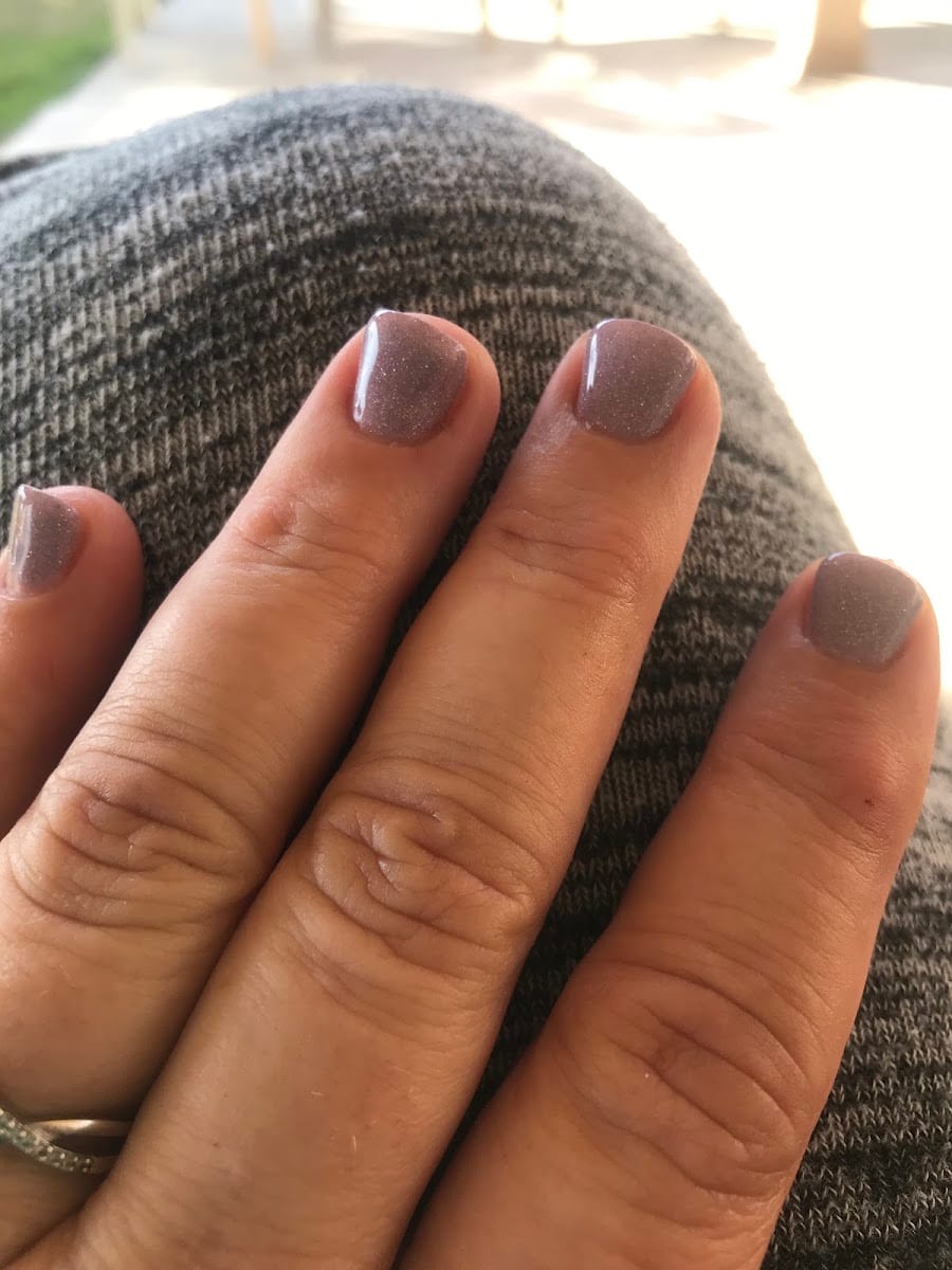 Smiley Nail, photo 3