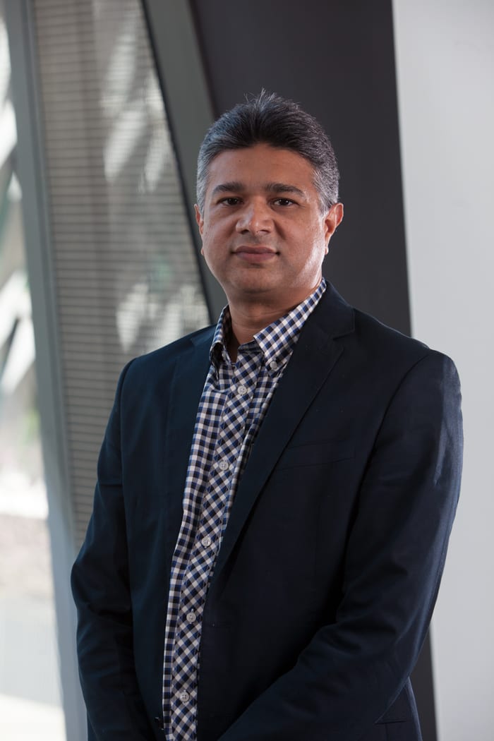 Dr Zia Ansari, photo 2