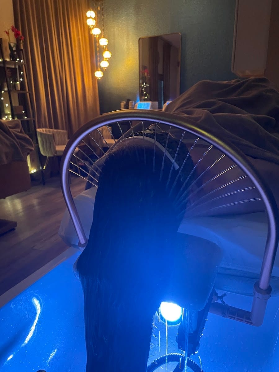 Holistica Head Spa & Skin