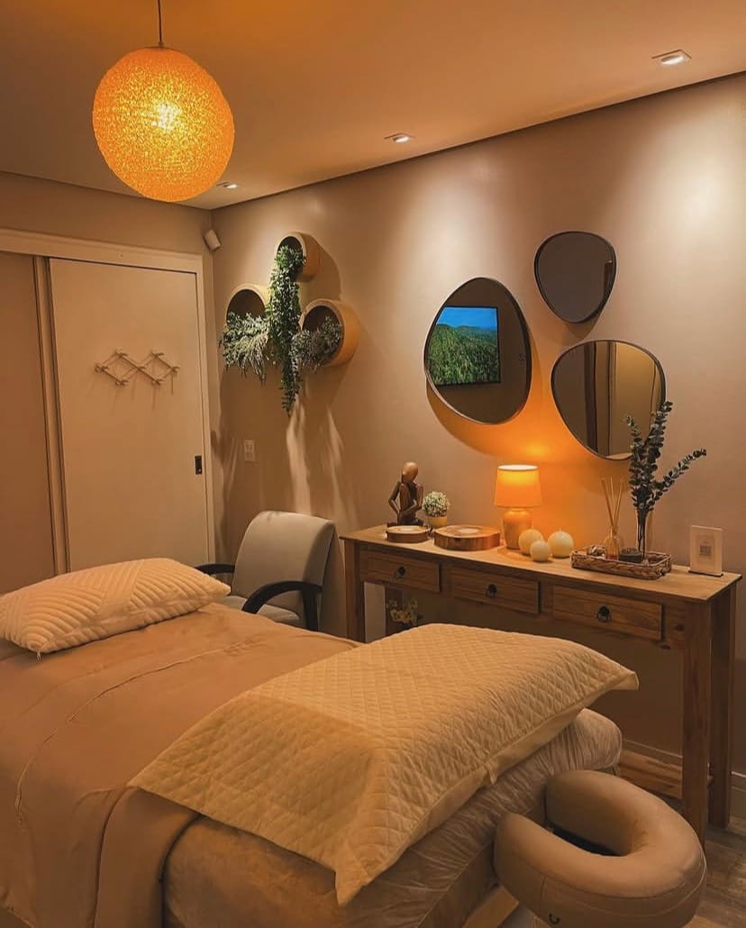 MAGIC HANDS MASSAGE